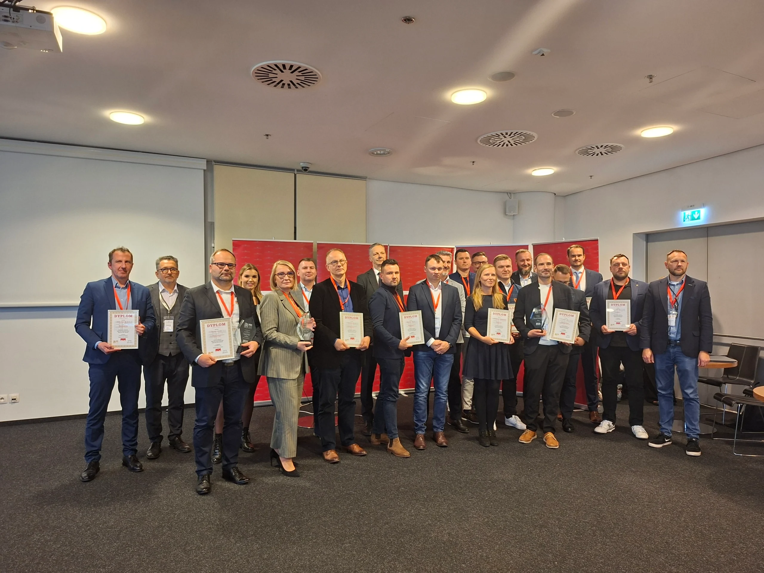 Nagrodzeni MM Magazyn Przemyslowy Best of Industry 2025 Solution Trade